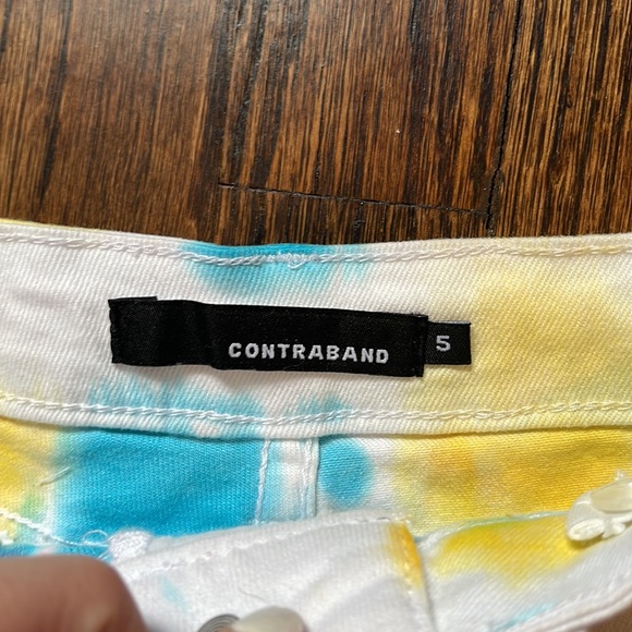 Denim shorts.  See all pics! Girls size 5 and 6.  Two pairs. - Picture 3 of 10